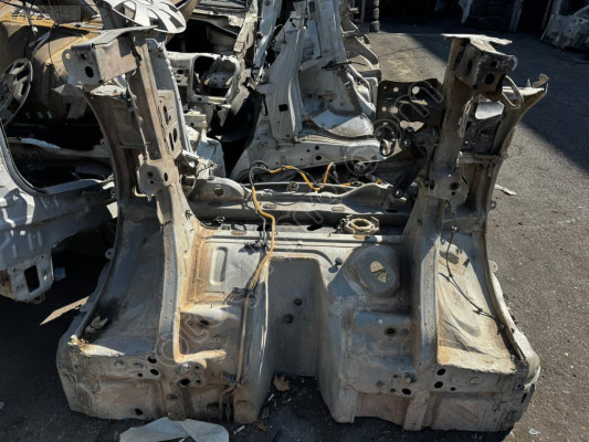 RENAULT MEGANE2 ÖN ŞASE KONUK OTO