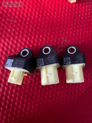 TOYOTA HİLUX DARBE SENSÖRLERİ 89831-0K050