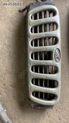 Mahındıra ön panjur