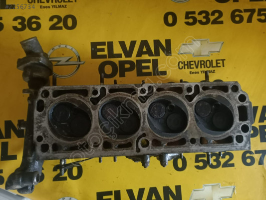 Opel Ascona 1.6 8 V Çıkma Silindir Kapağı