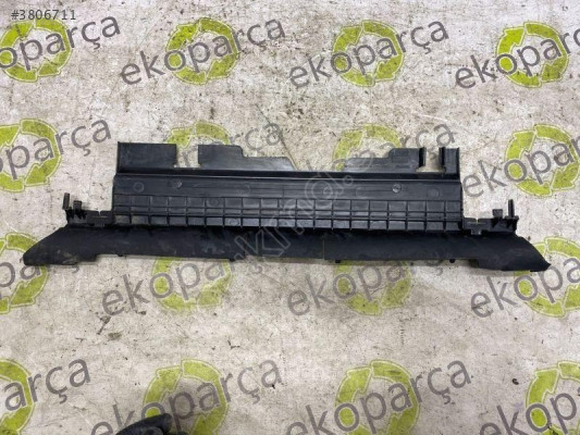 MERCEDES E SERİ 2017 2023 W213 RADYATÖR HAVA BAKALİTİ A2136201701