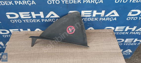 FORD FOCUS GÖĞÜS YAN KAPAĞI BM51-A044C60