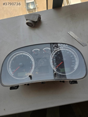1J5920825A VW GOLF BORA GÖSTERGE SAATİ