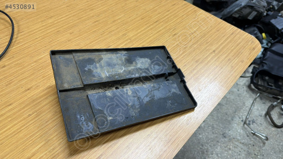 2018-23 MODEL DACIA DUSTER ORJ ÇIKMA AKÜ ALTI