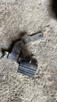 1K0971615DD vw golf 7 tutucu braketi