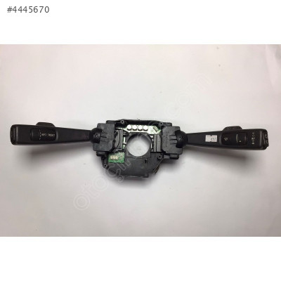 Volvo V50 Far Sinyal Kolu