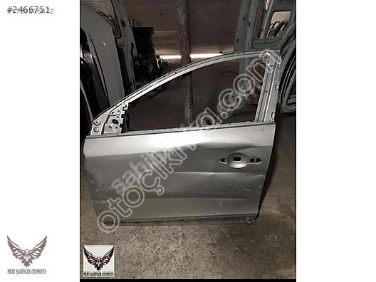 Renault Megane 3 Modeli İçin Sol Ön Kapı Çıkma Parças