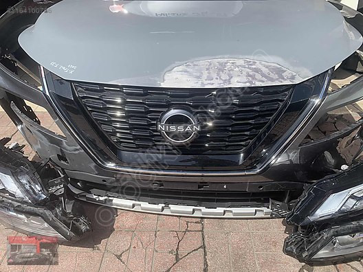 Nissan X Trail 2022/2024- T33 Ön Panjur Çıkma Parça