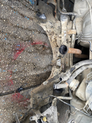 RENULT FLUENCE MOTOR BEŞİĞİ ORJİNAL ÇIKMA