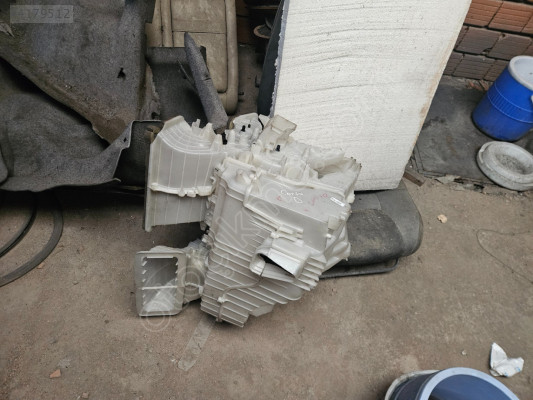 OPEL CORSA D KALORİFER KAZANI