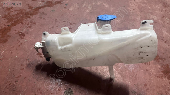 Peugeot rifter camsuyu bidonu