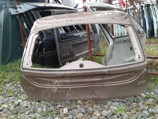 VOLVO V40 BAGAJ KAPAĞI ORJİNAL ÇIKMA