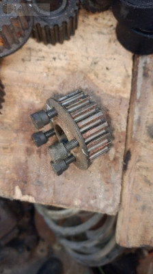 Opel vectra a 2.0 krank dişlisi