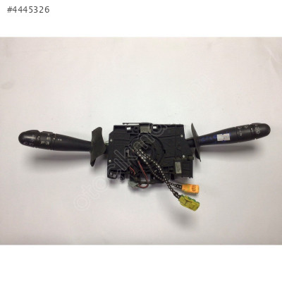 Renault Clio Far Sinyal Kolu 8200058670