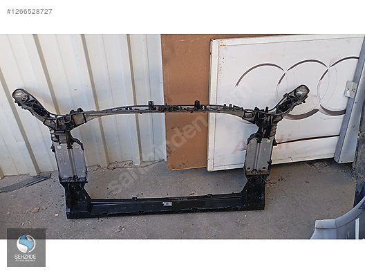 AUDİ A6 2020-2023 ÖN PANEL HATASIZ