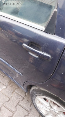 1998 Volkswagen Polo Classic sol arka kapı kolu