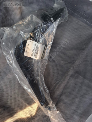 Renault kango 3 çamurluk baglanti saci sag 625125479R