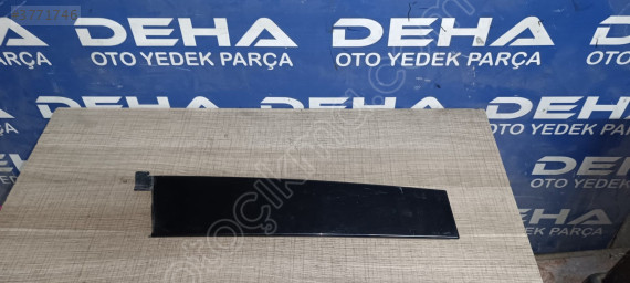 FORD FOCUS SOL ÖN KAPI DİREK BAKALİTİ BM51-A20899