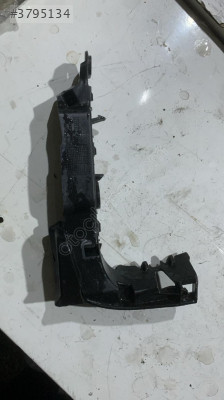 Ön Tampon Braketı Sol A3 Hb 2017- | 8V3807183B
