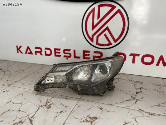 Toyota rav4 sol ön far (çıkma)
