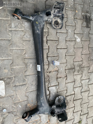 Peugoet rifter arka dingil