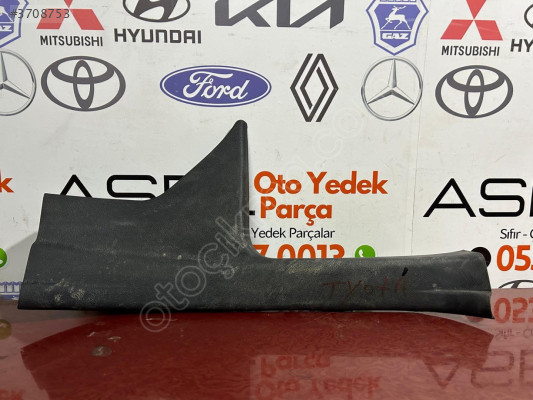 67917 02330 Toyota COROLLA Sağ ARKA Kapı Eşiği