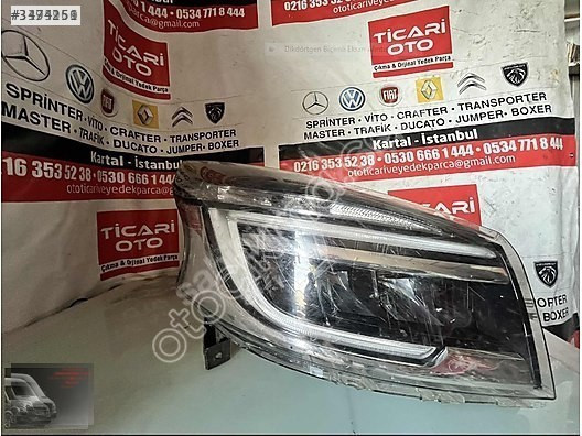 RENAULT TRAFİK ÖN SAĞ-SOL FAR SÖKME 2022-2024 model temiz