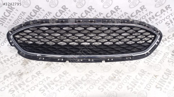 Orjinal Çıkma Ford Fiesta 2013-2016 Ön Tampon Izgarası