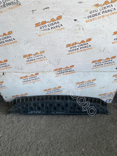 2013-2017 Skoda Octavia Çıkma Ön Tampon Alt Karlık