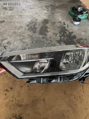 Vw passat b8 düz far sağ sol çıkma