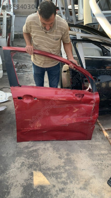 CİTRÖEN C3 ÇIKMA SAĞ ÖN KAPI YENİ KASA ORJİNAL
