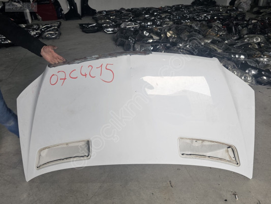 MERCEDES SPRİNTER BEYAZ MOTOR KAPUTU ORJINAL LOKALLİK