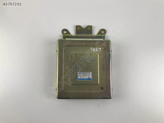 Mi̇tsubi̇shi̇ Lancer Motor Beyni / MD303632 / E2T39774