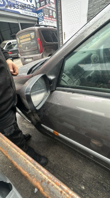 Renault Laguna 2 sol ayna 2003-2008