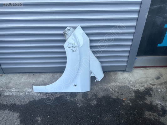 Ford Courier sol ön çamurluk beyaz