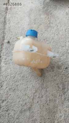 FİAT DOBLO CAM SU BİDONU