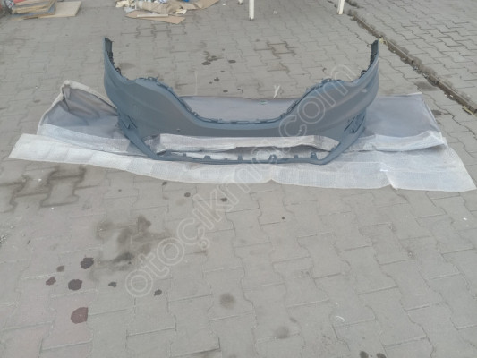 Megan 4 yeni ön tampon sifir orjinal sensör delikli 601980481R