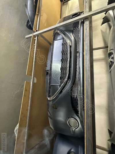 Peugeot 208 ön tampon dolu