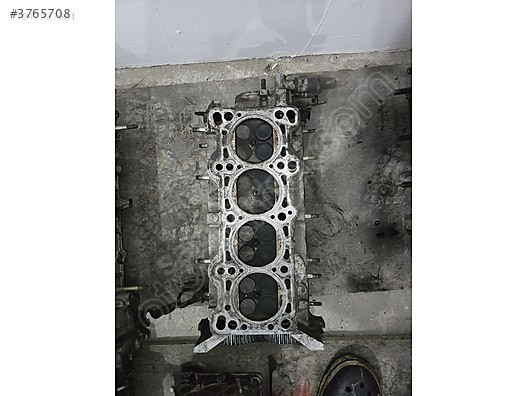 mazda 323 silindir kapağı