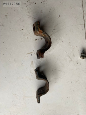 OPEL KADETT ALT SALINCAK TUTMA AYAĞI ÇİFTİ.OTO ERKAN ÜNYE