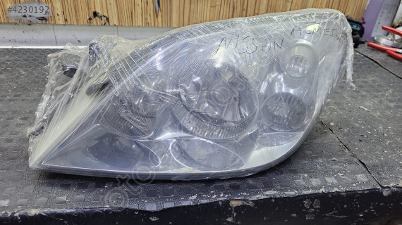 Nissan almera zenkn sağ far