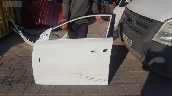 HYUNDAİ İ20 ÇIKMA SOL ÖN KAPI ORJİNAL 2022-2025