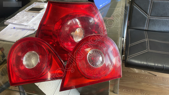 Volkswagen golf 5 sağ sol bagaj stop