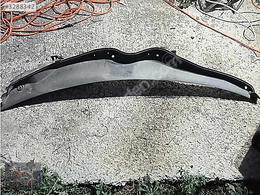 MERCEDES W203 ORJ. ÖN CAM IZGARASI ÇIKMA TEMİZ