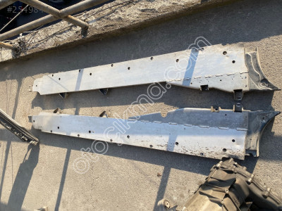 PORSCHE CAYENNE MARŞPİYEL SACI SAĞ SOL ALT 7P5853820A