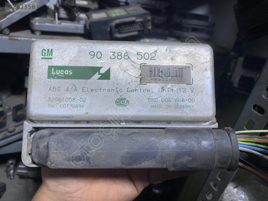 OPEL CORSA B TİGRA A ABS KONTROL BEYNİ ÇIKMA 90386502 CANCAN OPEL