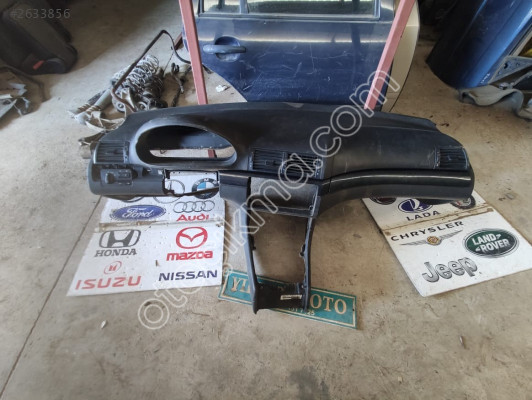 BMW 3 KASA E46 ÖN GÖĞÜS