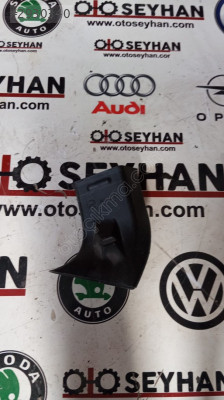 6Q0819894B Volkswagen Polo 2017 sol arka ayak havalandırma ucu