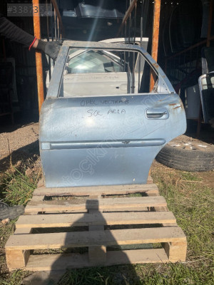 OPEL VECTRA B SOL ARKA KAPI