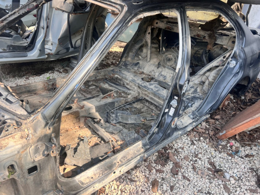 HONDA CİVİC İES KESME ORTA DİREK YAN MARŞBİYEL ORJ